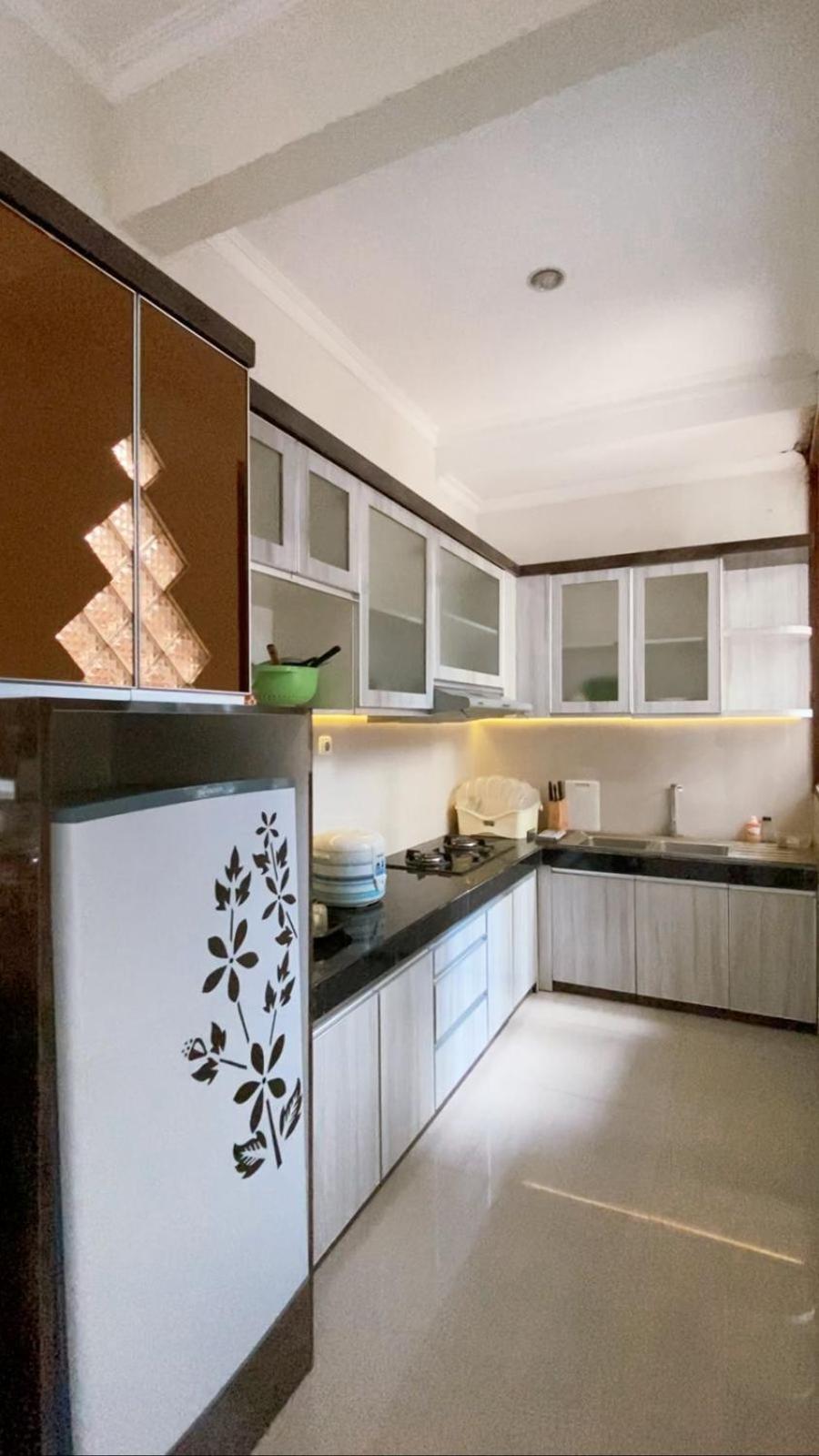 Kirana Residence By Sampai Coliving Jogjakarta Buitenkant foto